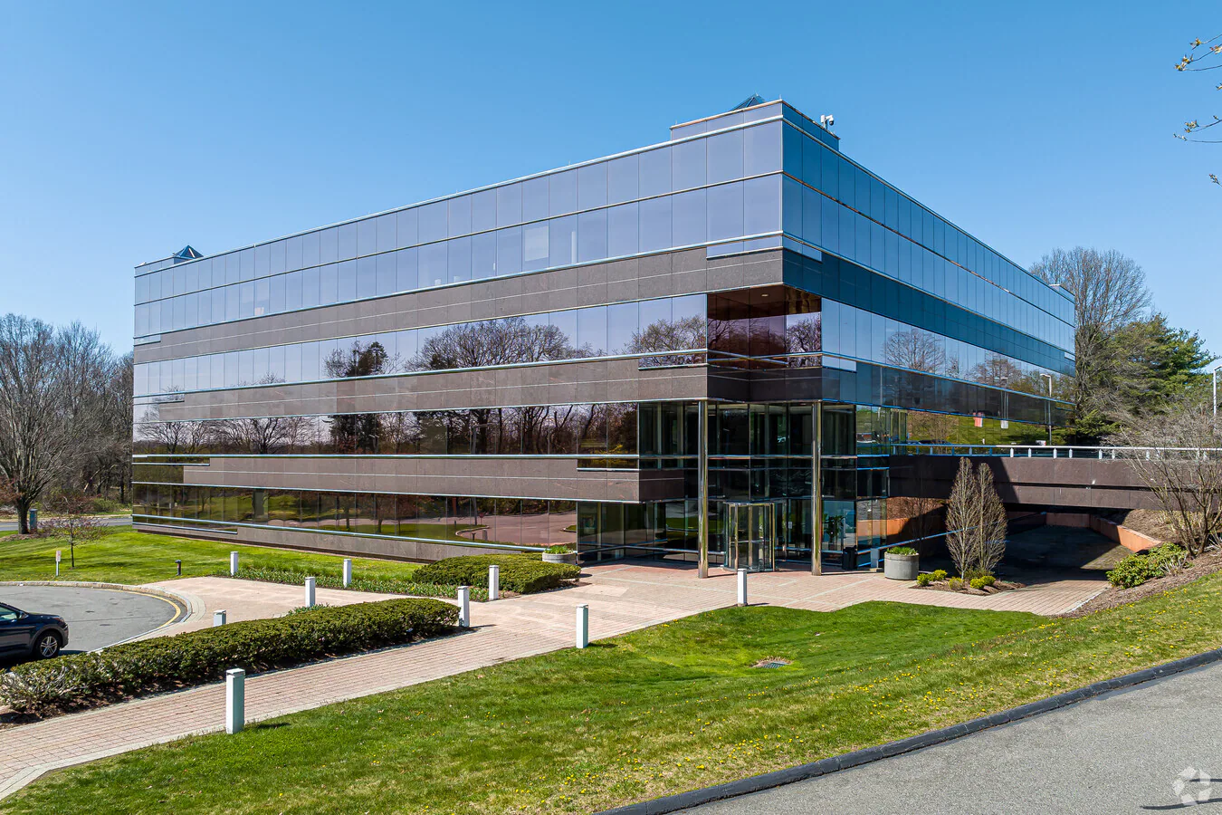 Meridian Vanguard Solutions office at 175 Capital Blvd, Suite 402, Rocky Hill, CT